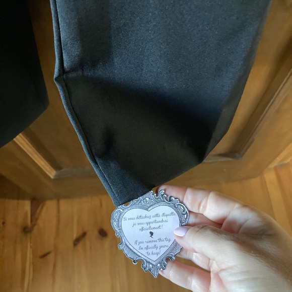 No sleeves, black jumpsuit with front bow NEW! - Picture 2 of 3